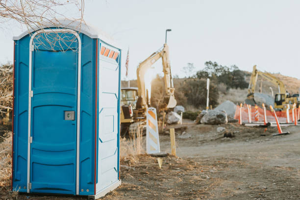 Best Portable toilet rental cost  in Darlington, WI